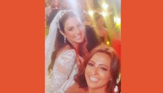 درة وبشرى خلال حفل الزفاف