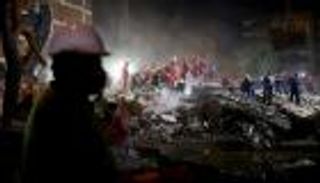 زلزال تركيا.. ارتفاع حصيلة الضحايا لـ94 وانتشال طفلة من تحت الأنقاض