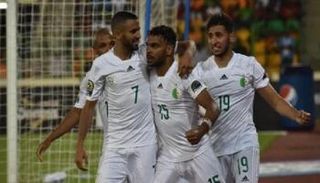 هلال سوداني ورياض محرز