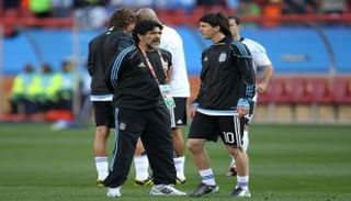 ميسي ومارادونا