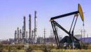 أسعار النفط تعكس مسارها بعد إعلان ترامب فوزه في الانتخابات