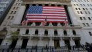 يوم الأسهم بجدارة.. مفاجآت الانتخابات تقفز بـ"الأمريكية" و"الأوروبية"