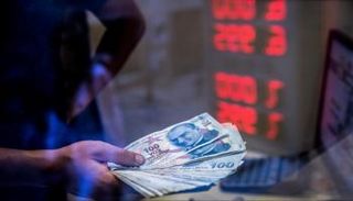 في 10 أشهر.. تخبط أردوغان يفقد احتياطي تركيا 38 مليار دولار