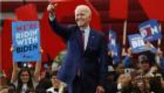 بايدن يقلب تأخره إلى تقدم في جورجيا الحاسمة