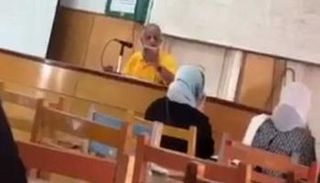 الأستاذ الجامعي خلال الواقعة