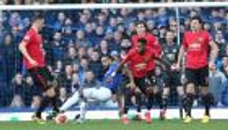 في زيارة ملغمة.. حقيقة تاريخية تنقذ مانشستر يونايتد من بطش إيفرتون