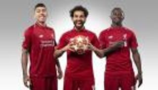 محمد صلاح يدافع عن مثلث رعب ليفربول