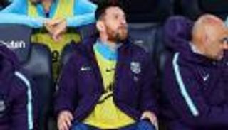 ميسي بديلا بعد 414 يوما.. والسبب يقلق جماهير برشلونة