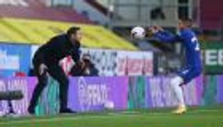 "صاحب الطراز الرفيع".. زياش يفسر توهجه ولامبارد يمتدحه