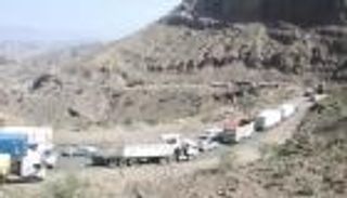 الممرات الإنسانية باليمن.. "رصاص" حوثي يغتال الإغاثة