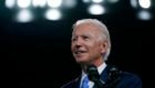 أول تعهد من أمتراك وصناع السيارات للرئيس الأمريكي رقم 46