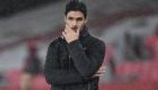 أرتيتا يستفز لاعبي أرسنال لمحو آثار ثلاثية أستون فيلا