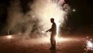 الألعاب النارية ممنوعة في مدن هندية بأمر "تلوث الهواء"