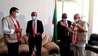 جوزيب بوريل أثناء زيارته لإقليم الصومال الإثيوبي الشهر الماضي 