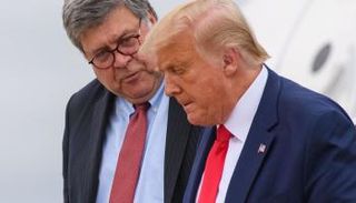 ترامب مع المدعي العام الأمريكي ويليام بار