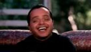 هنيدي يسخر من نفسه بصورة: "أول طفل في التاريخ نفسه يطلع مصارع ساموراي"