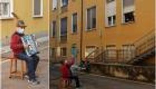 الحب لا يعرف العمر.. مسن يعزف لزوجته المريضة بكورونا تحت المستشفى