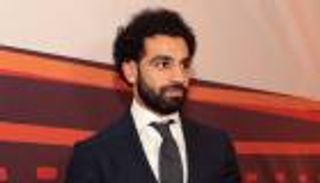 كواليس صورة محمد صلاح بالكمامة.. زفاف محدود وحضور متأخر