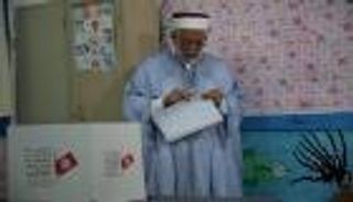 إصابة عبد الفتاح مورو أحد مؤسسي "النهضة" بكورونا 