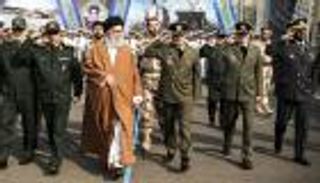 صراع مخابرات إيران بين المرشد والرئيس.. الكلمة العليا لـ"الحرس الثوري"