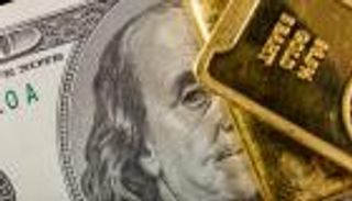 أسعار الذهب والعملات اليوم.. المعدن يقفز 1% والدولار مستقر