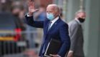 ما هي إجراءات بايدن لإجبار ترامب على نقل السلطة؟