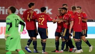 أنسو فاتي مع منتخب إسبانيا