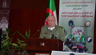 قائد أركان الجيش الجزائري خلال ملتقى حول الإعلام والمخططات العدائية