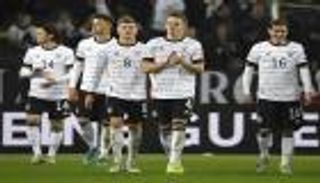 برنامج تحف يعيد منتخب ألمانيا 20 عاما للخلف