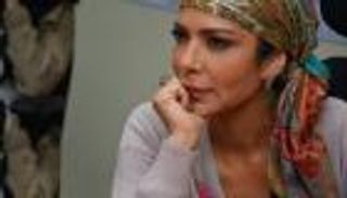 صور.. أصالة "الشجاعة" تكافح سرطان الثدي في مصر