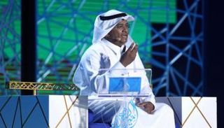 السعودي سلطان السبهان الفائز بلقب أمير الشعراء في الموسم الثامن