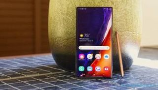 هاتف Samsung Galaxy S21