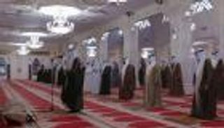 تشييع جثمان رئيس وزراء البحرين إلى مثواه الأخير