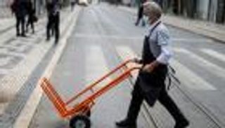 إصابات كورونا تسجل مستوى قياسيا في البرتغال