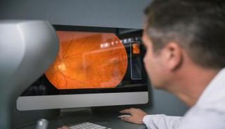 السكري يهاجم شبكية العين ويدمرها 