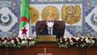 تبون ينهي علاج كورونا.. وينتظر الفحوصات