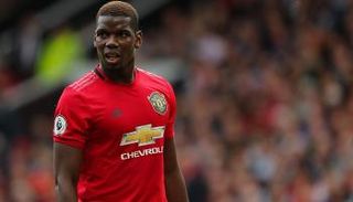 بوجبا بقميص مانشستر يونايتد