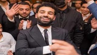 محمد صلاح نجم ليفربول في حفل زفاف شقيقه
