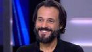 يوسف الشريف يلفت الأنظار بـ"كوفيد- 25"