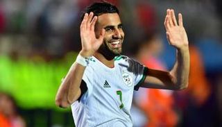 رياض محرز نجم منتخب الجزائر