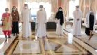 ولي عهد دبي يشيد بجاهزية الكفاءات الطبية في الإمارات