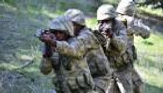 الجيش الصومالي يعتقل 3 قيادات بـ"الشباب" الإرهابية