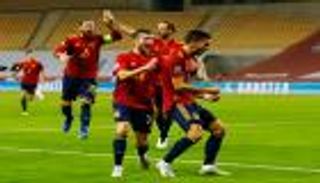 أبرزها مباراة الليمون.. 5 انتصارات تاريخية لمنتخب إسبانيا في إشبيلية