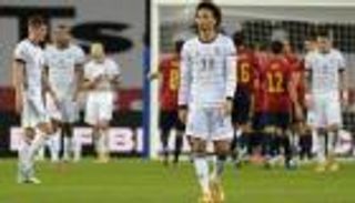 خليفة لوف وعرض تاريخي.. كيف تفاعلت الصحف مع هزيمة ألمانيا التاريخية؟