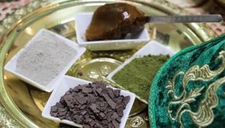 بعض المنتجات التجميلية المغربية