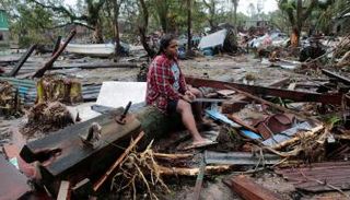 فيضانات مدمرة نتيجة الإعصار إيوتا في أمريكا الوسطى