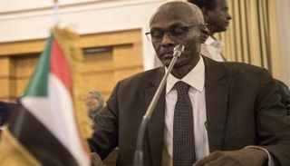 ياسر عباس وزير الري السوداني