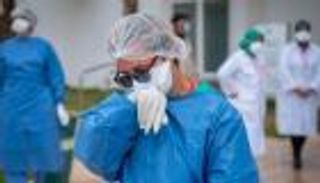 وفيات كورونا في أمريكا.. 10 أضعاف ضحايا الحوادث