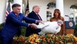 ترامب يكسر التقليد.. عيد الشكر في البيت الأبيض