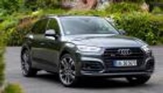 أودي تكشف مواصفات وأسعار سيارتها SQ5.. هدوء التشغيل وراحة في الانطلاق